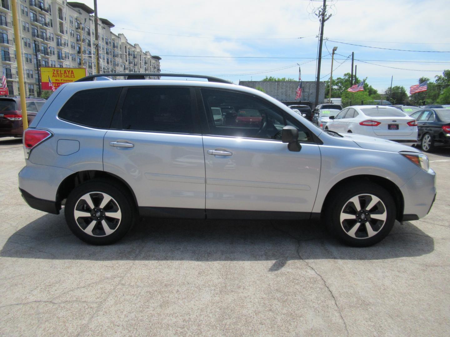 2018 Silver /Black Subaru Forester 2.5I (JF2SJABC5JH) with an 2.5L H4 F DOHC 16V engine, Automatic transmission, located at 1511 North Shepherd Dr., Houston, TX, 77008, (281) 657-1221, 29.798361, -95.412560 - 2018 SUBARU FORESTER 2.5I VIN: JF2SJABC5JH521576 J F 2 S J A B C 5 J H 5 2 1 5 7 6 4 DOOR WAGON/SPORT UTILITY 2.5L H4 F DOHC 16V GASOLINE ALL WHEEL DRIVE - Photo#21